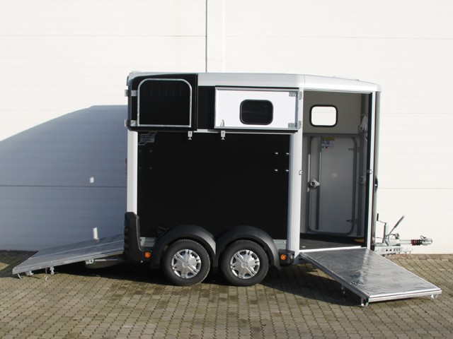 Ifor Williams Pferdeanhänger HB506|Frontausstieg|Klappenkombi – Bild 7
