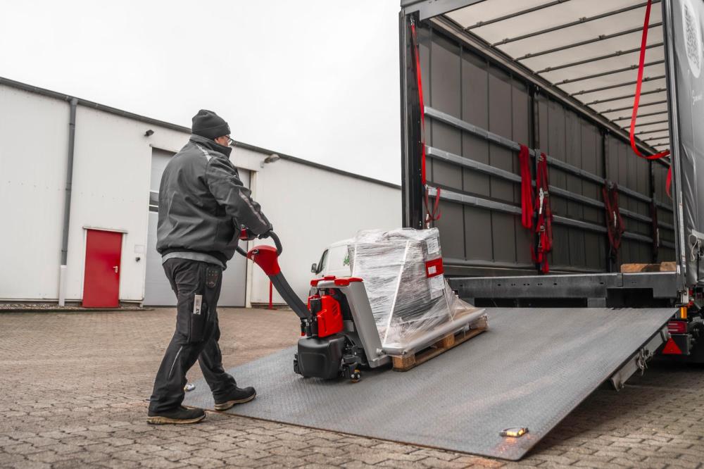 Elektrohubwagen – 2000 kg, Li-Ion, Stützräder, ext. Akku ForkLion Plus – Bild 8